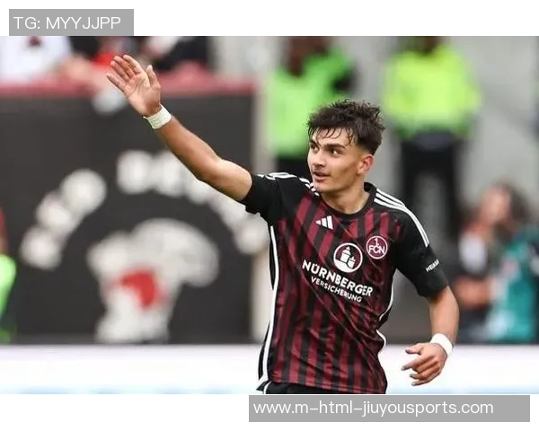 马尔基尼奥斯：从青涩小将到世界顶级后卫的华丽转身